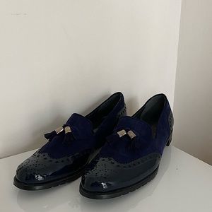 Stuart Weitzman Navy Suede Loafers/Oxfords